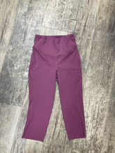 Load image into Gallery viewer, Lululemon Athletic Pants Size Extra Small
