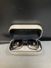 Load image into Gallery viewer, Marc Jacob’s Sunglasses
