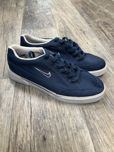 Load image into Gallery viewer, Nike Men’s 9.5
