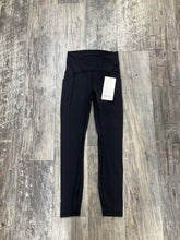 Load image into Gallery viewer, Lululemon Size S (4)
