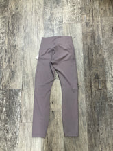 Load image into Gallery viewer, Lululemon Size S (4)
