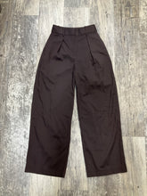 Load image into Gallery viewer, Lululemon Size S (2)
