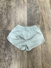 Load image into Gallery viewer, Lululemon Size S (4)

