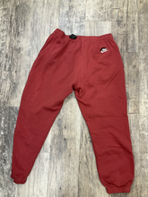 Load image into Gallery viewer, Nike Khakis Size Large
