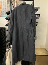Load image into Gallery viewer, Babaton Heavy Outerwear Size Extra Large
