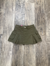 Load image into Gallery viewer, Oak + Fort Short Skirt Size Small
