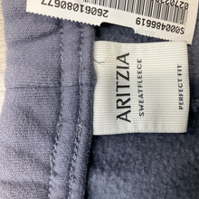 Load image into Gallery viewer, Aritzia Shorts Size Small
