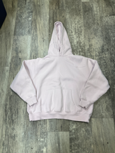 Load image into Gallery viewer, Aritzia Sweater Size Small
