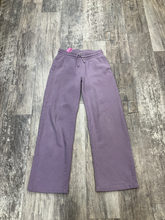 Load image into Gallery viewer, Tna Khakis Size Extra Small 2/2
