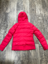 Load image into Gallery viewer, Lululemon Outerwear Size Small *as is
