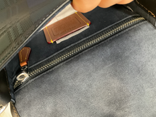 Load image into Gallery viewer, Coach Purse
