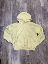 Load image into Gallery viewer, Aritzia Sweater Size Large AS IS
