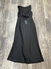 Load image into Gallery viewer, Dynamite Maxi Dress Size Medium
