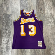Load image into Gallery viewer, Mitchell &amp; Ness Mens Fan Apparel Size Extra Large
