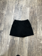 Load image into Gallery viewer, Aritzia Shorts Extra Extra Small
