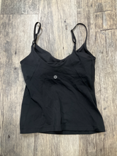 Load image into Gallery viewer, Lululemon Tank Top Size Small
