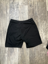 Load image into Gallery viewer, Lululemon Shorts Size 34

