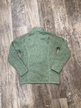 Load image into Gallery viewer, Patagonia Sweater Size Extra Small
