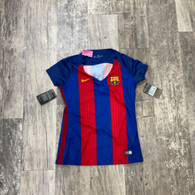 Load image into Gallery viewer, Nike Dri Fit Short Sleeve Top Size Medium
