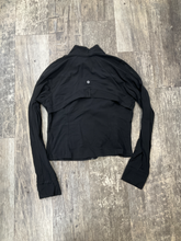Load image into Gallery viewer, Lululemon Athletic Top Size Large
