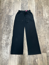 Load image into Gallery viewer, Tna Khakis Size Extra Small
