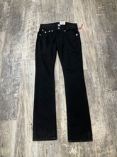 Load image into Gallery viewer, True Religion Denim Size Medium
