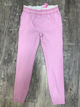 Load image into Gallery viewer, Alo Athletic Pants Size Large
