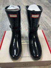 Load image into Gallery viewer, Hunter Boots Womens 9
