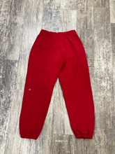 Load image into Gallery viewer, Lululemon Khakis Size Small
