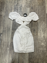 Load image into Gallery viewer, White Fox Dress Size Extra Small
