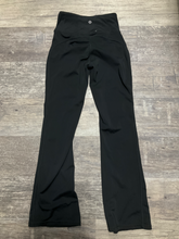 Load image into Gallery viewer, Lululemon Athletic Pants Size 2 (26)
