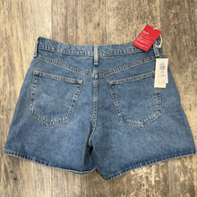 Load image into Gallery viewer, Sun Deh Shorts Size 3/4
