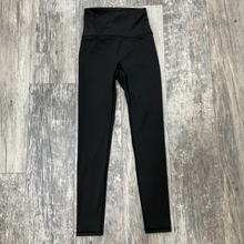 Load image into Gallery viewer, Alo Athletic Pants Size Small

