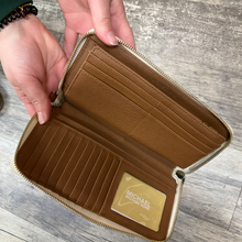 Load image into Gallery viewer, Wallet Mk
