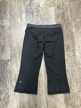 Load image into Gallery viewer, Lululemon Athletic Pants Size 10
