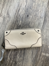 Load image into Gallery viewer, Coach Wallet
