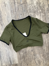Load image into Gallery viewer, Alo Athletic Top Size Extra Small
