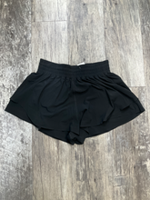 Load image into Gallery viewer, Lululemon Athletic Shorts Size Medium
