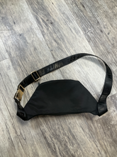 Load image into Gallery viewer, Purse
