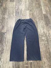 Load image into Gallery viewer, Brandy Melville Khakis Size S/M
