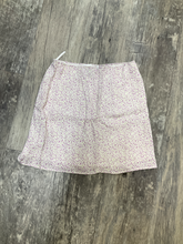 Load image into Gallery viewer, Sunday Best Short Skirt Size 0

