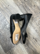 Load image into Gallery viewer, Kate Spade Dress Shoes Womens 9.5
