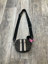 Load image into Gallery viewer, Coach Purse
