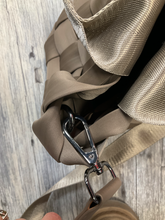 Load image into Gallery viewer, Purse
