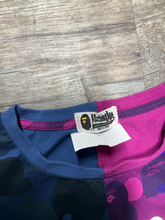 Load image into Gallery viewer, A Bathing Ape T-shirt Size Large
