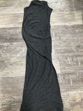Load image into Gallery viewer, Maxi Dress Size Medium
