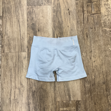Load image into Gallery viewer, Athletic Shorts Size Medium
