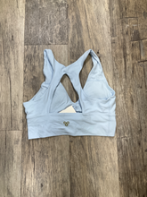 Load image into Gallery viewer, Tna Sports Bra Size Medium
