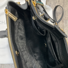 Load image into Gallery viewer, Michael Kors Purse
