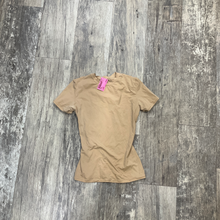 Load image into Gallery viewer, Skims T-Shirt Size Extra Small
